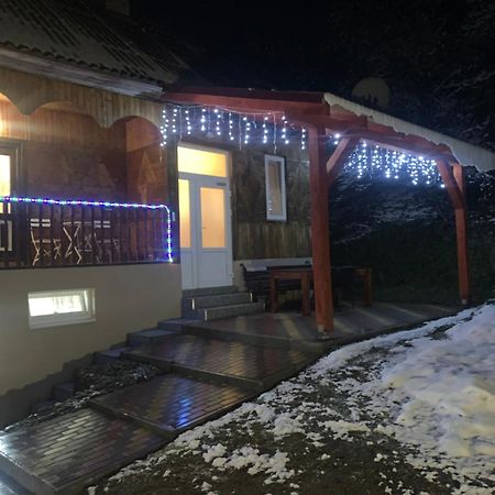Cottage house Podobovets Exterior photo